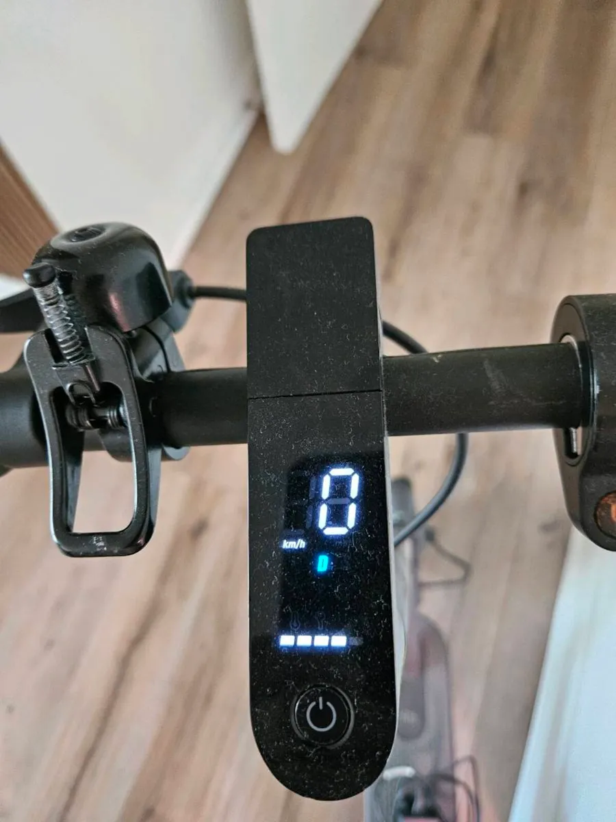 Xiaomi electric scooter - Image 1