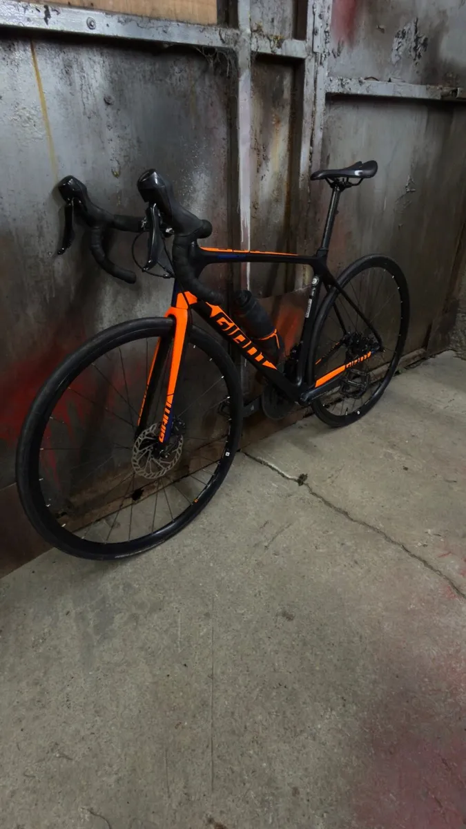 Giant tcr advanced road racer - Image 2