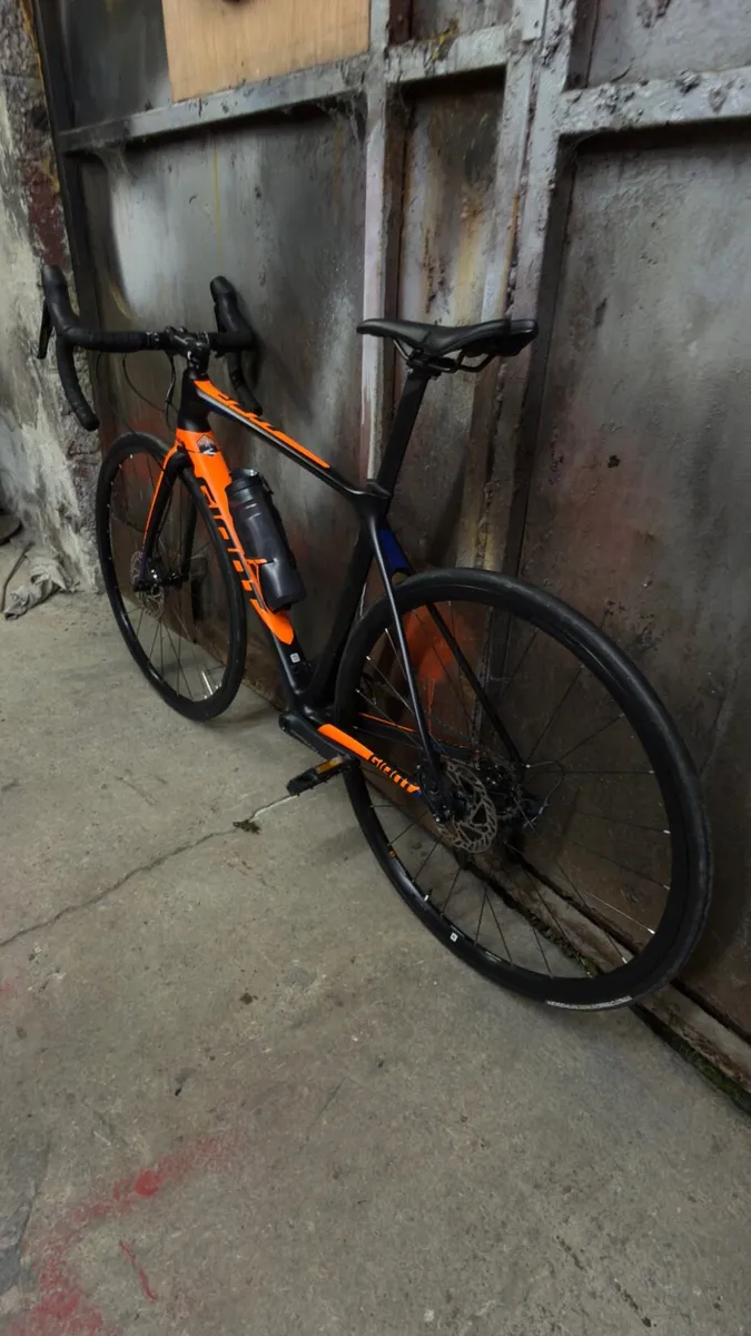 Giant tcr advanced road racer - Image 4