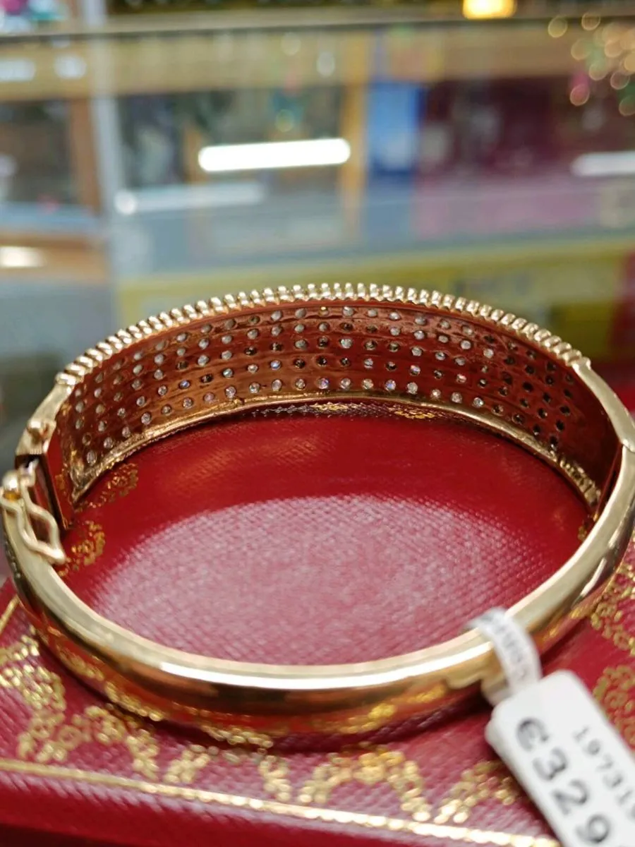 9k Yellow Gold Zirconia Vintage Pave Bracelet - Image 4