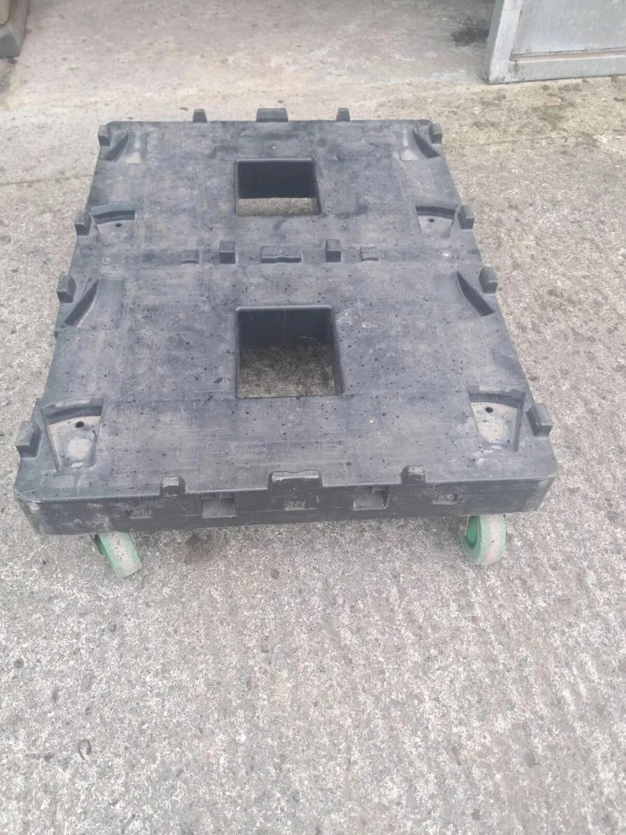 Crate trollies - Image 1