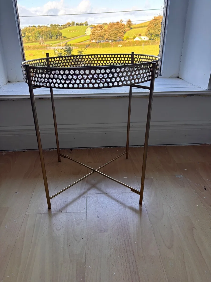 Coffee table - Image 1
