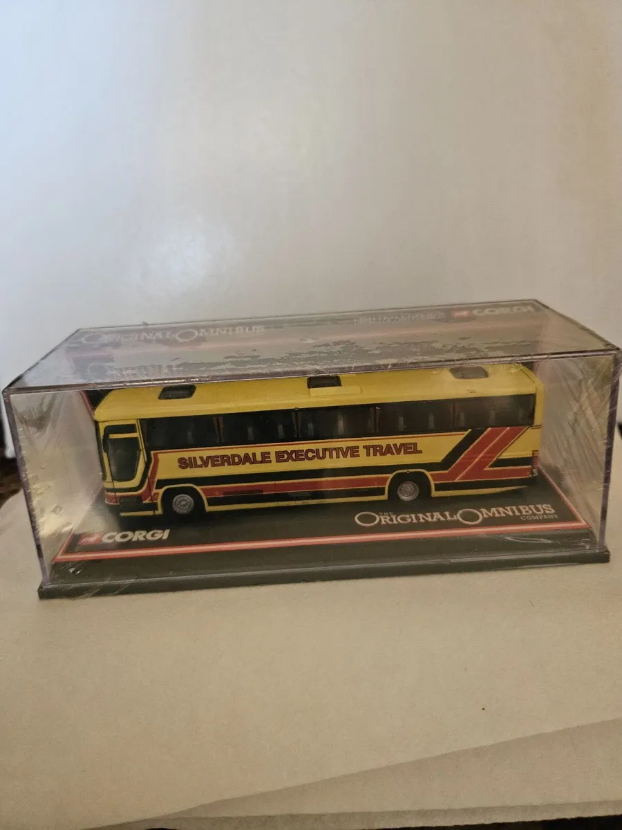 Corgi Bus