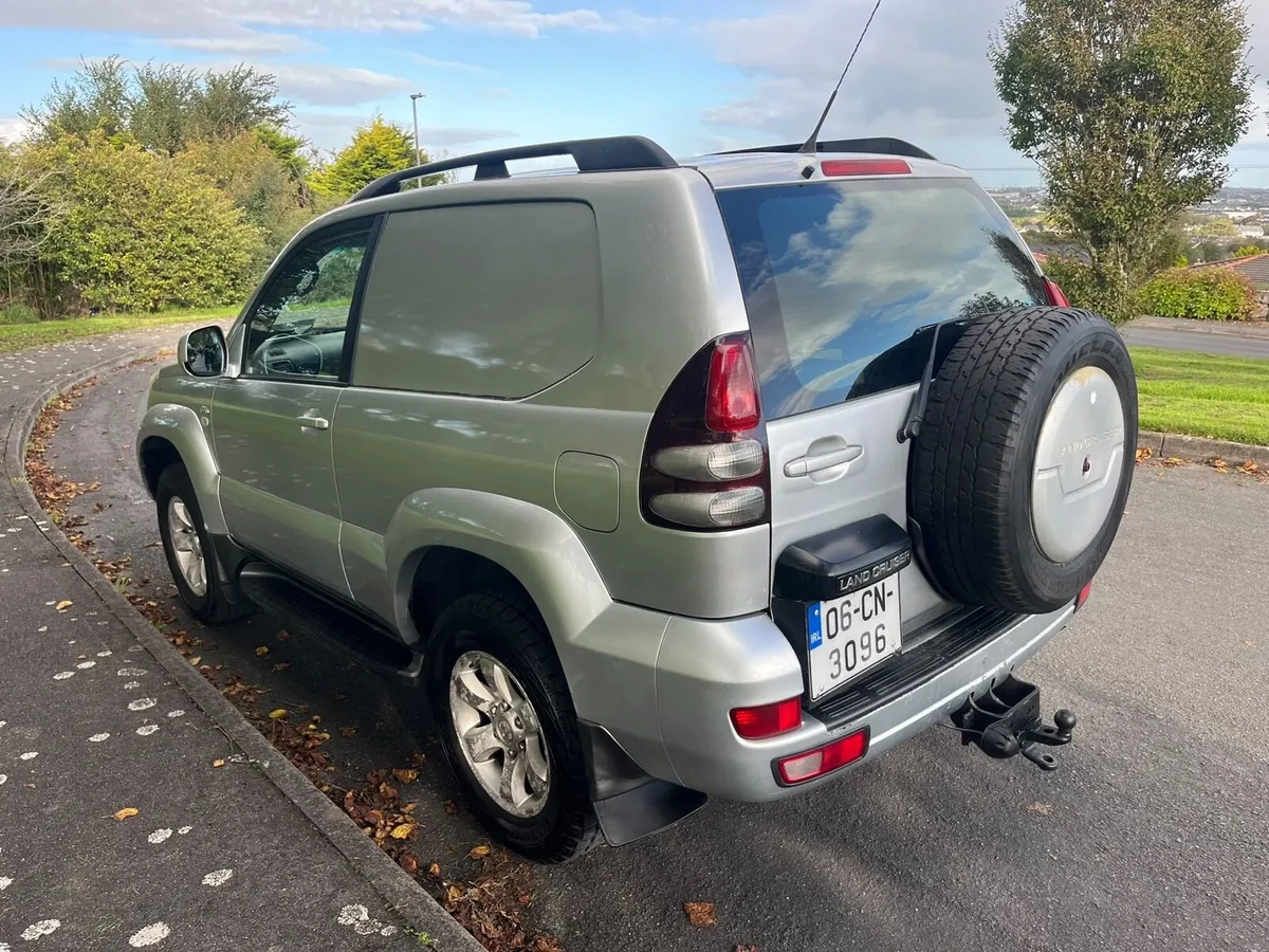 06 TOYOTA LANDCRUISER SWB - Image 4