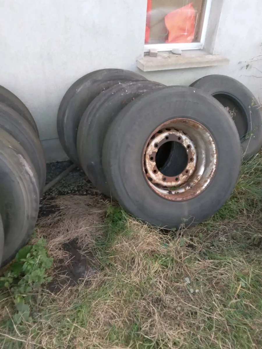 Dump trailer wheels - Image 3