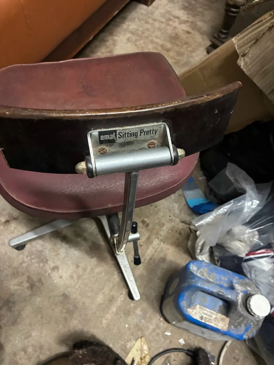 Vintage chair - Image 3