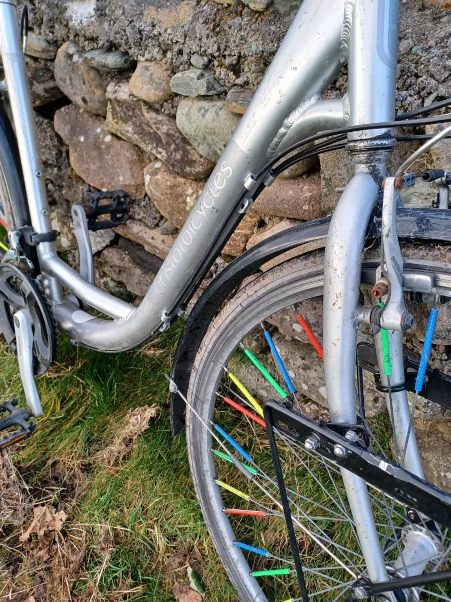 Ladies bicycle - Image 3