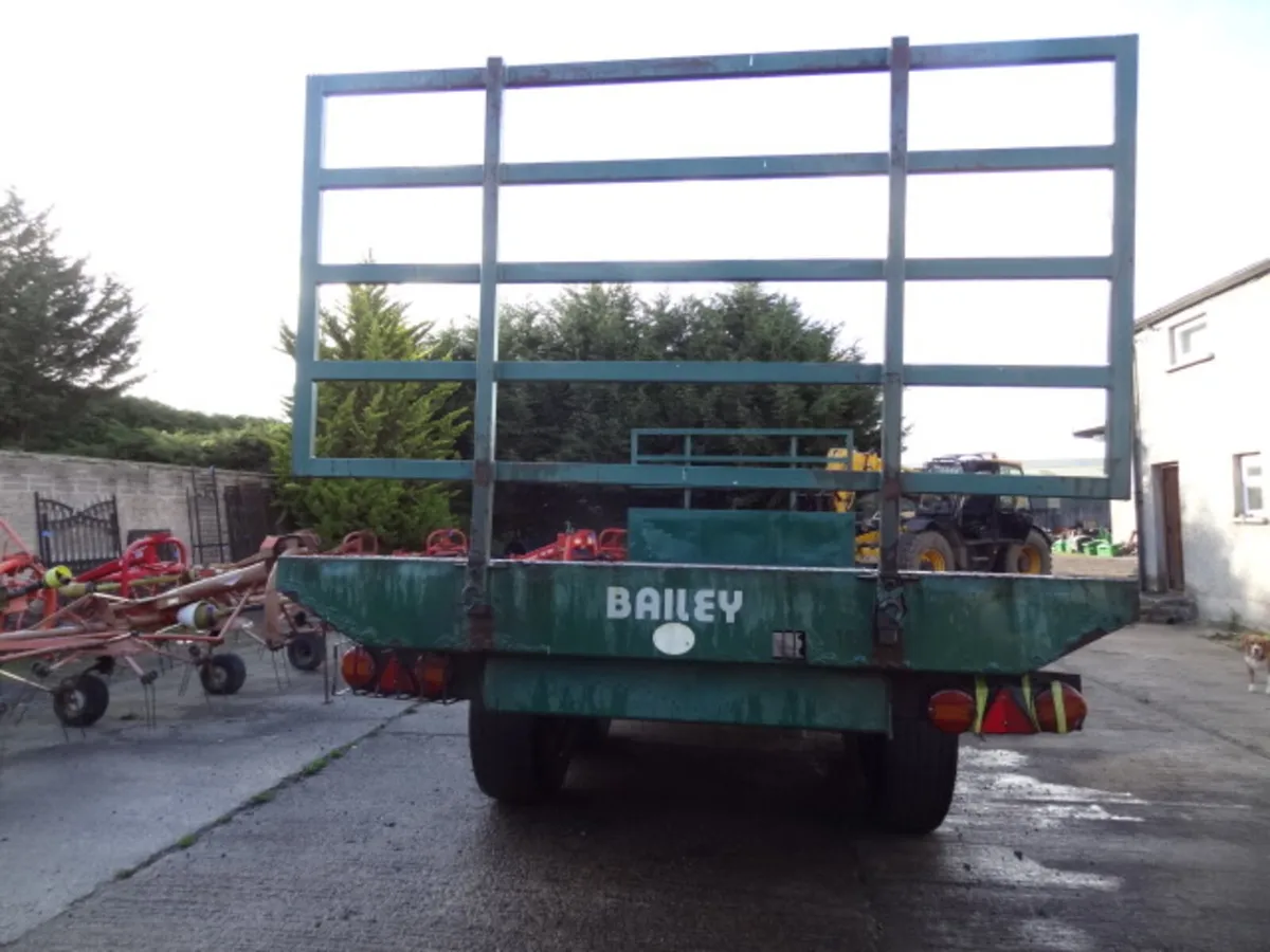 Bailey 24FT Bale Trailer with Racks - Image 4