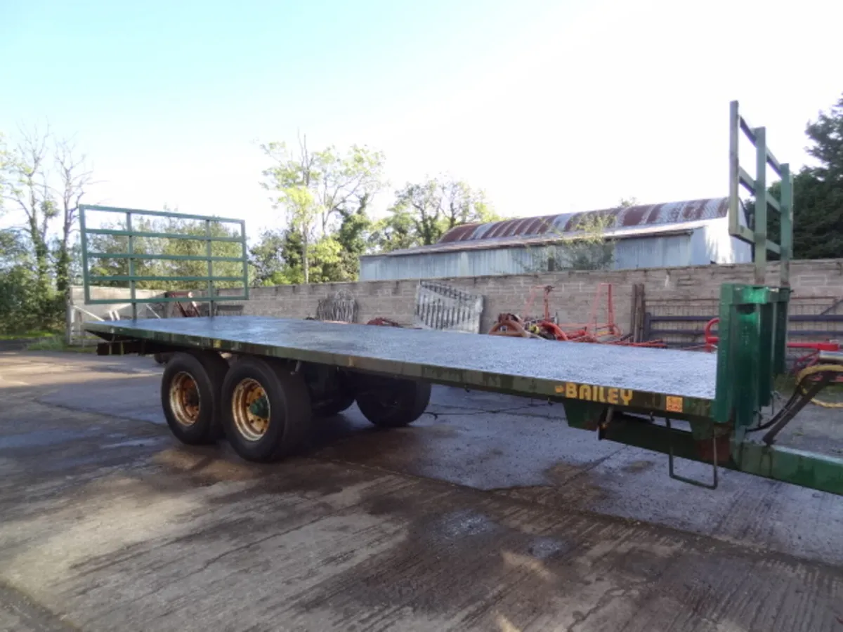 Bailey 24FT Bale Trailer with Racks - Image 2