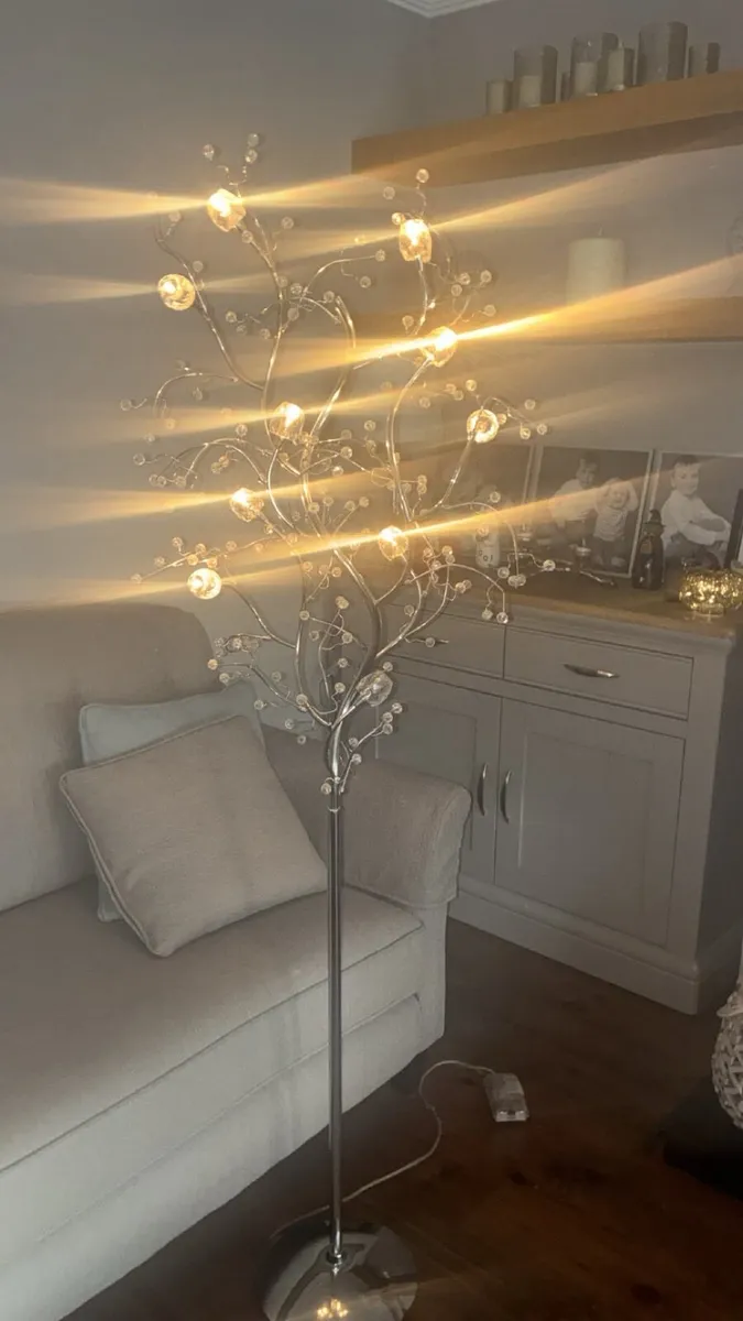Light - Image 3