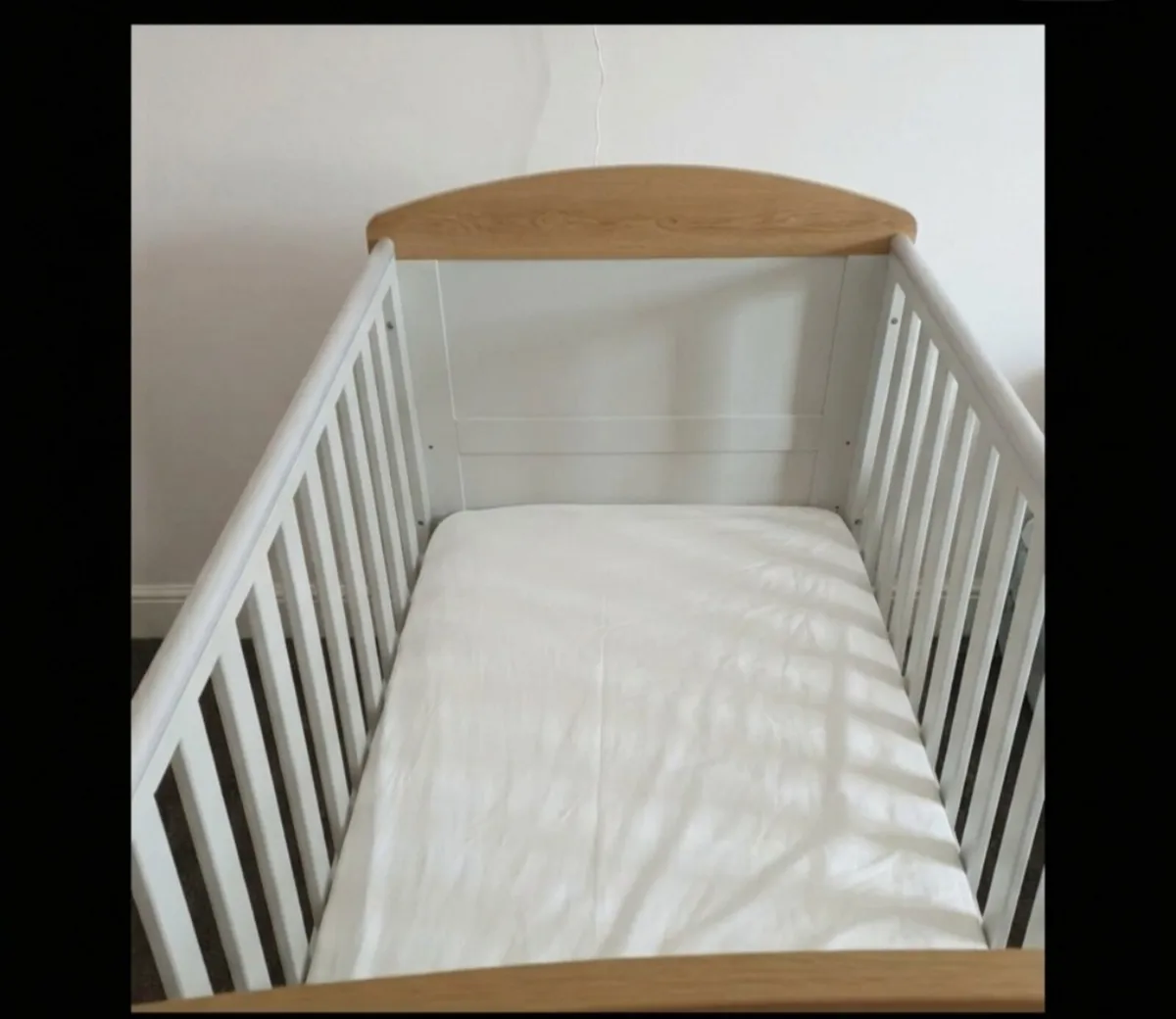 Convertible Baby Cot / Toddler Bed – mattress inc - Image 2