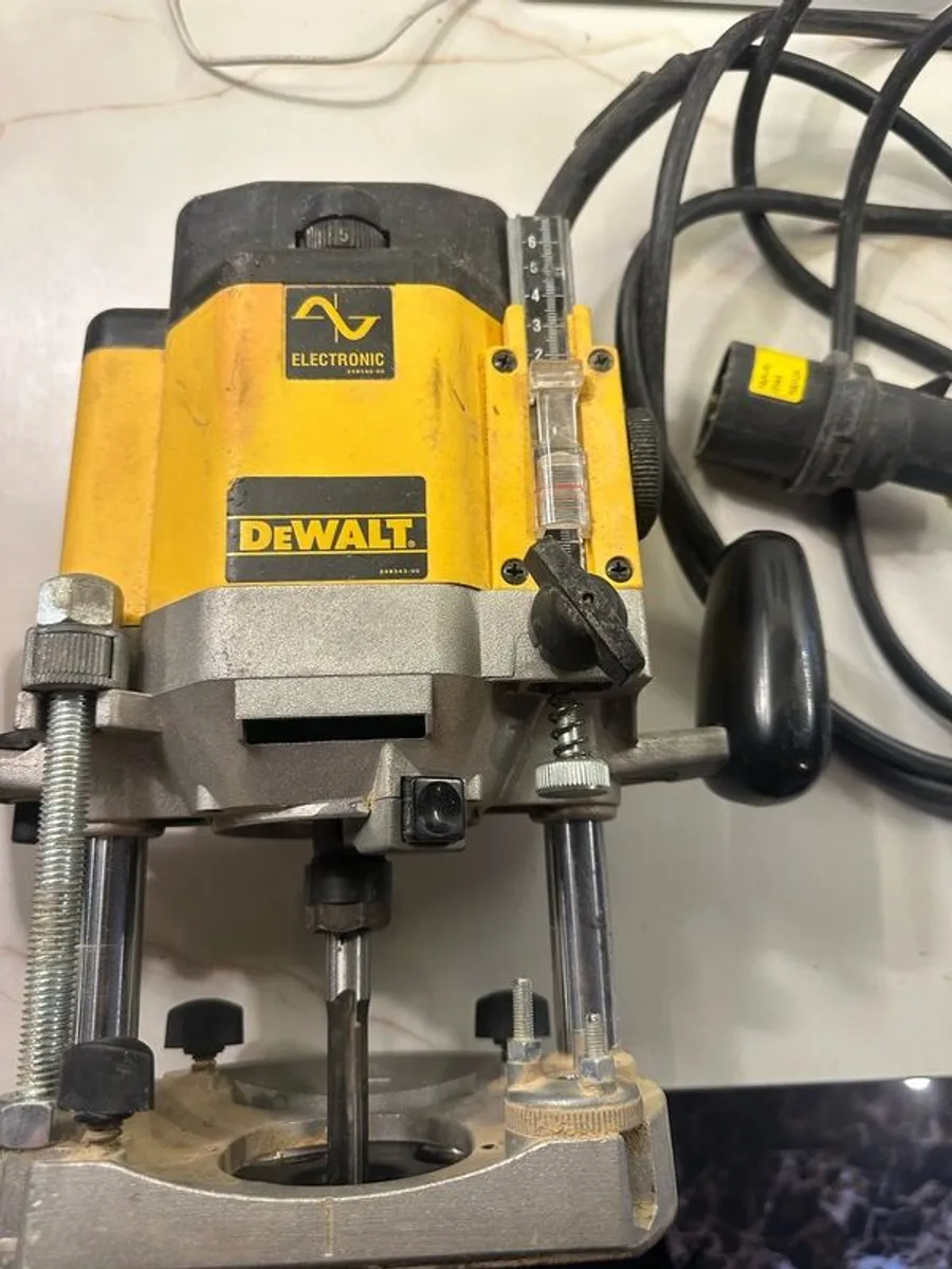 110v tool bundle dewalt - Image 3