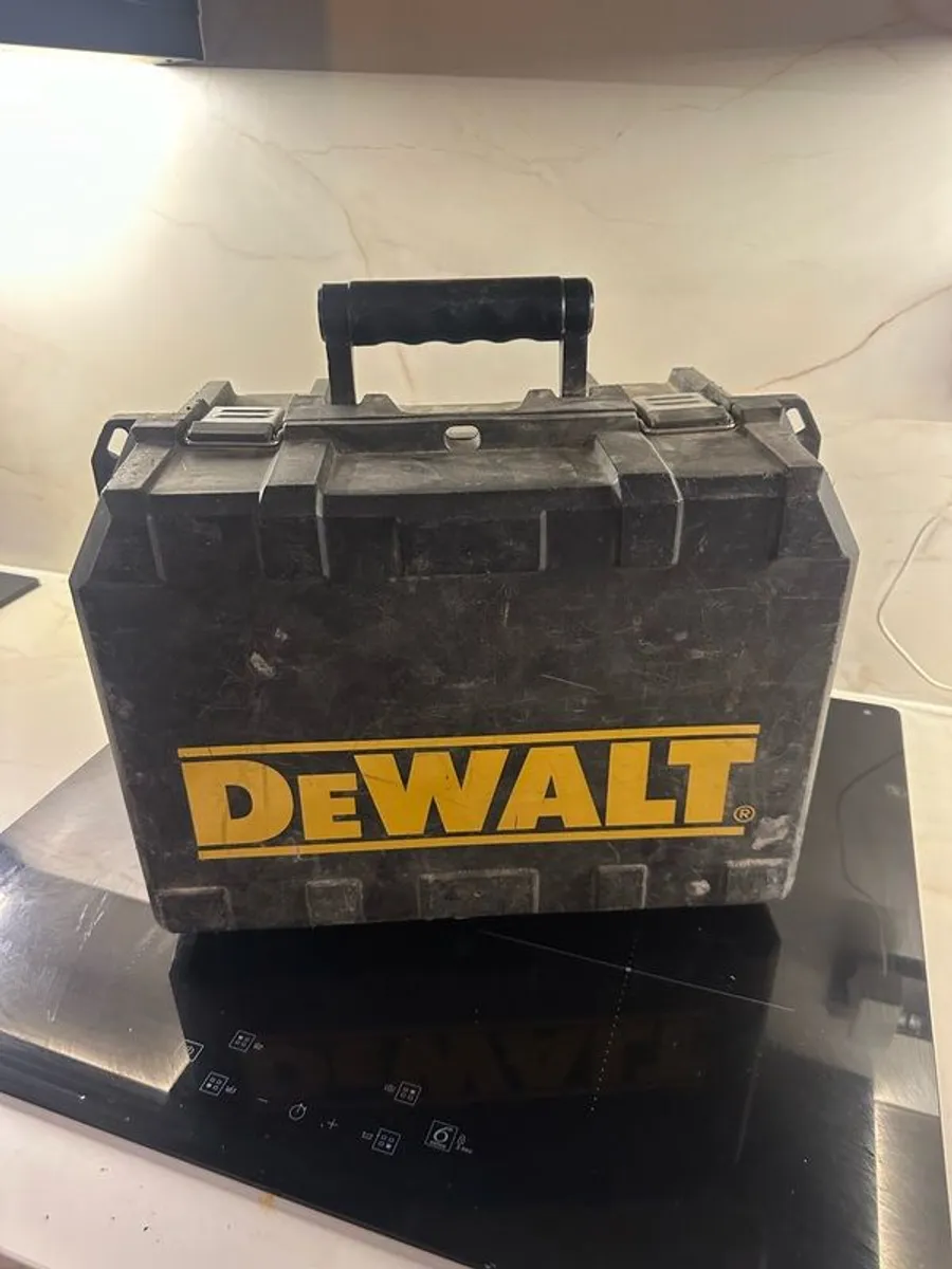 110v tool bundle dewalt - Image 4