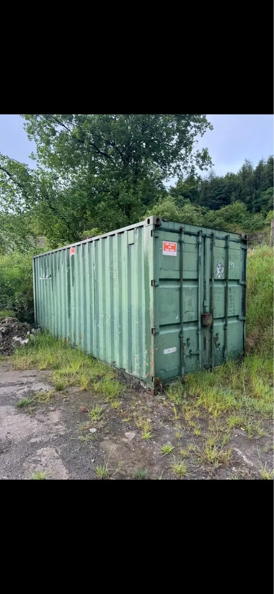 Container 20x8 - Image 1