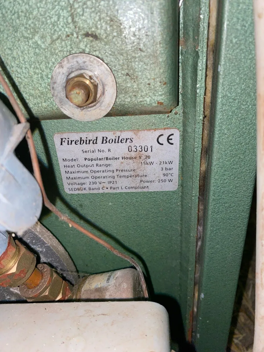 Firebird oil boiler and insulated unit - Image 2
