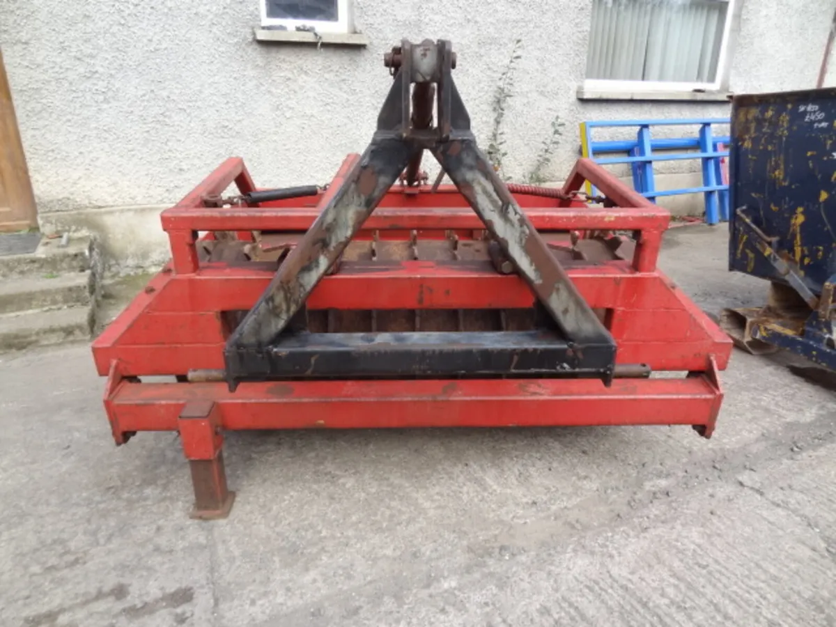 Farmforce Front Steering Packer Roller Press - Image 2