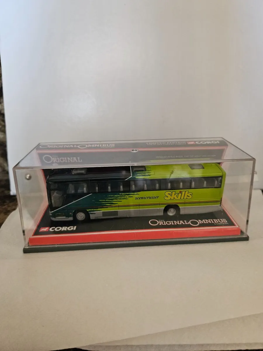 Corgi Bus