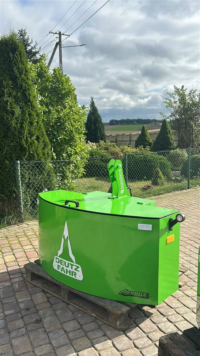 Deutz tractor box - Image 2