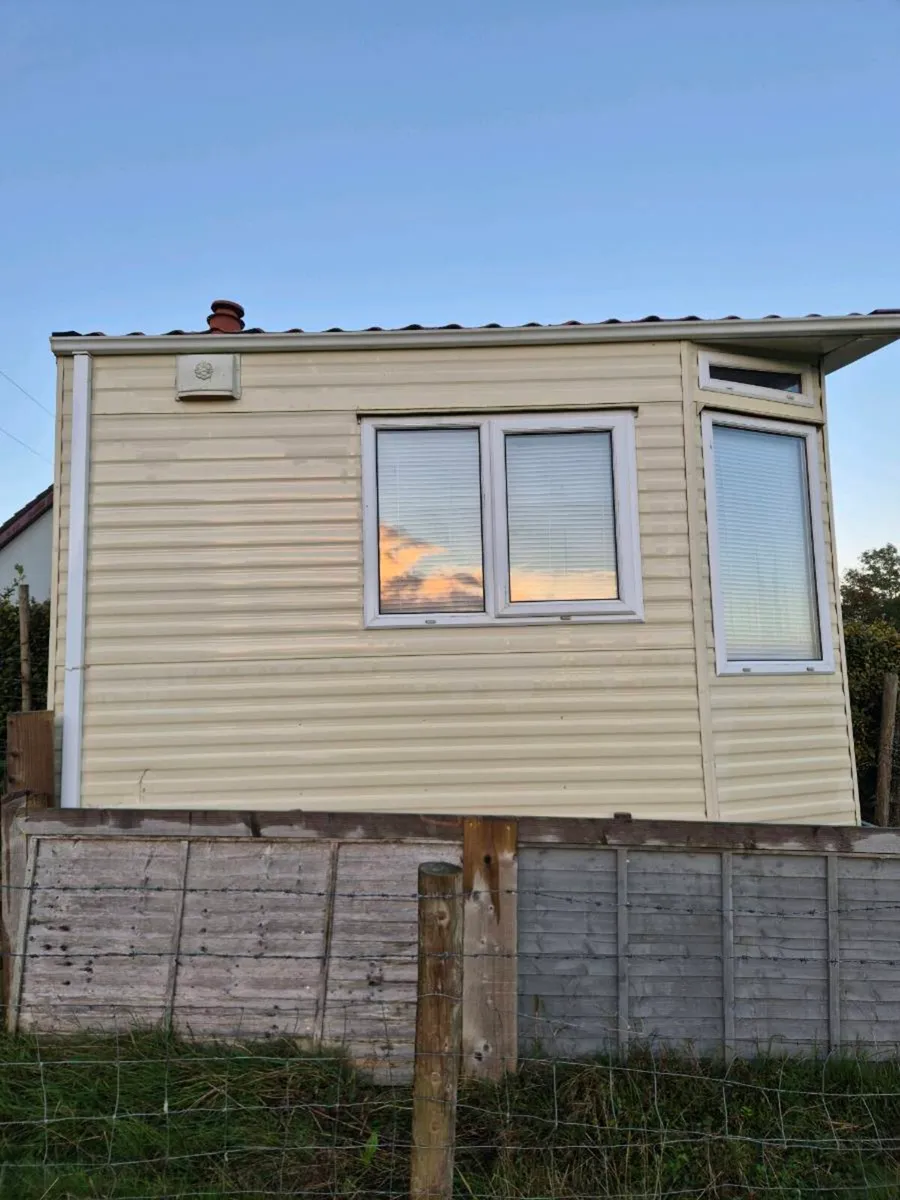 Mobile Home - Image 3