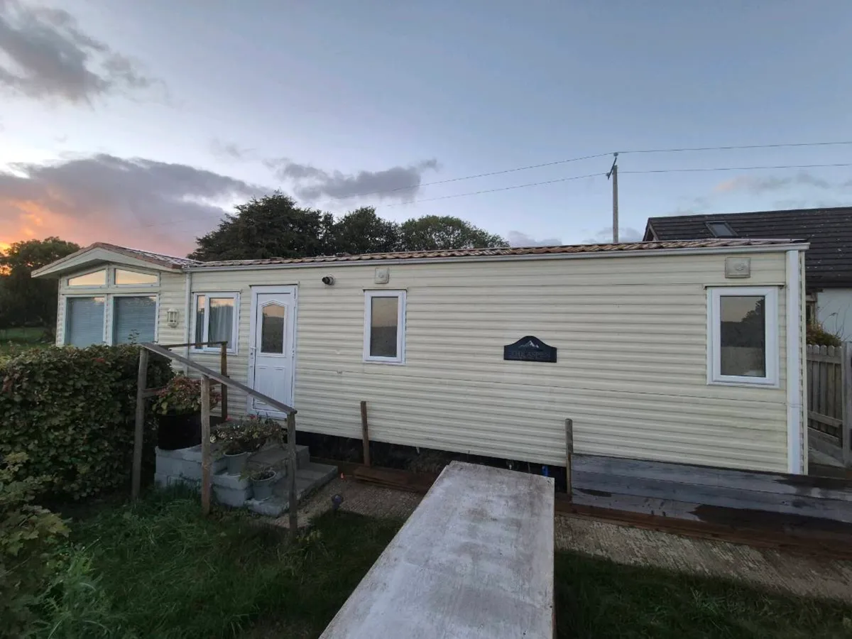 Mobile Home - Image 1