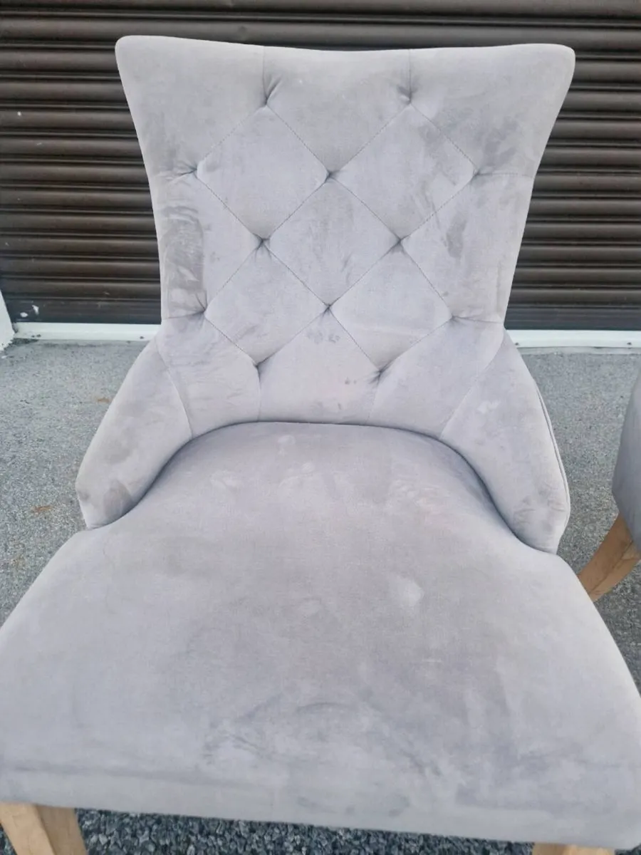 2 luxury chairs - Image 3