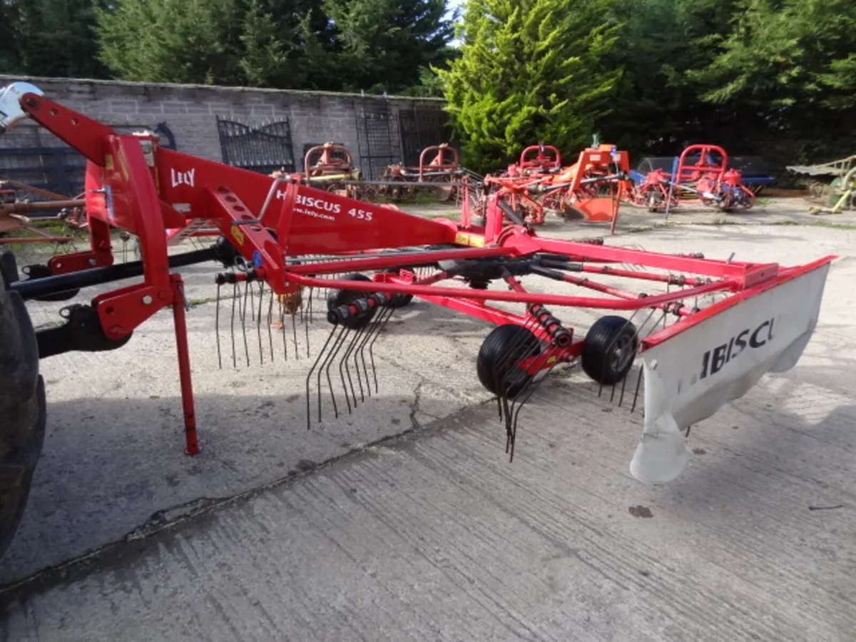 Lely Hibiscus 455 Single Rotor Rake - Image 1