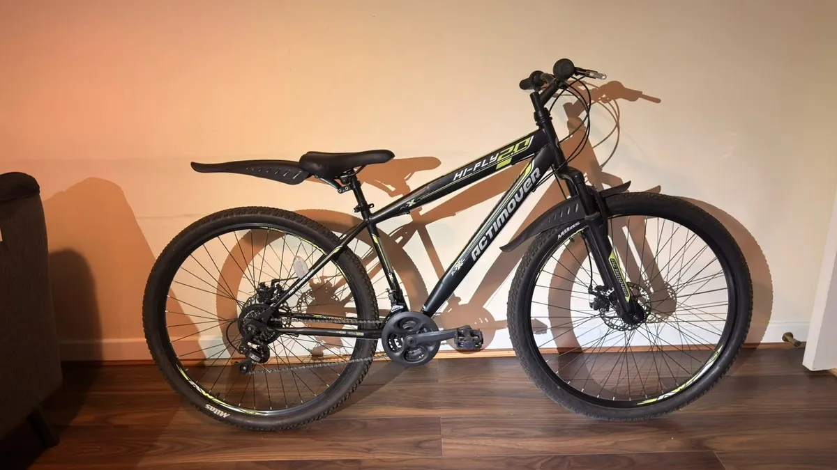 Hi-Fly 29” Mountain Bike – Black/Green – 21 Gears - Image 1