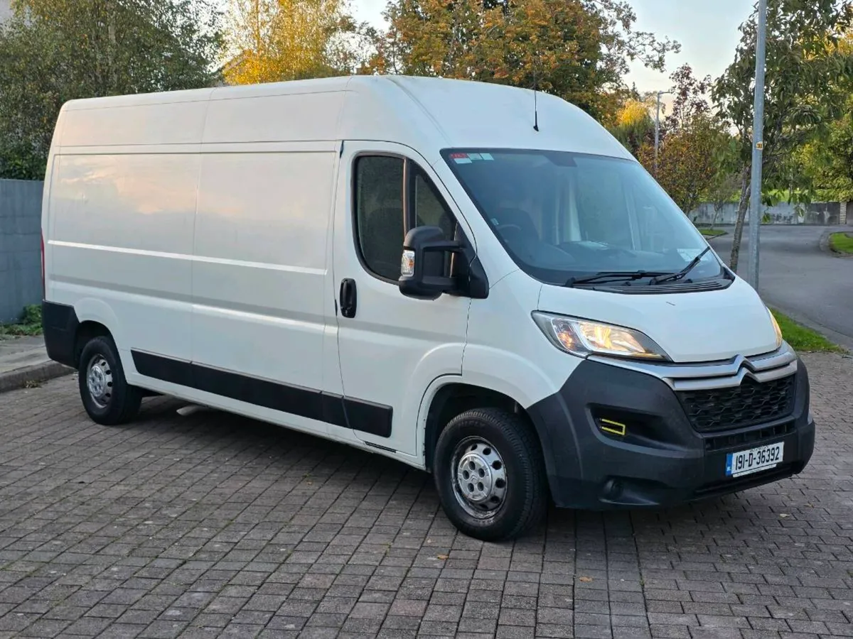 191 Citreon Relay LWB Low Mileage New CVRT - Image 1