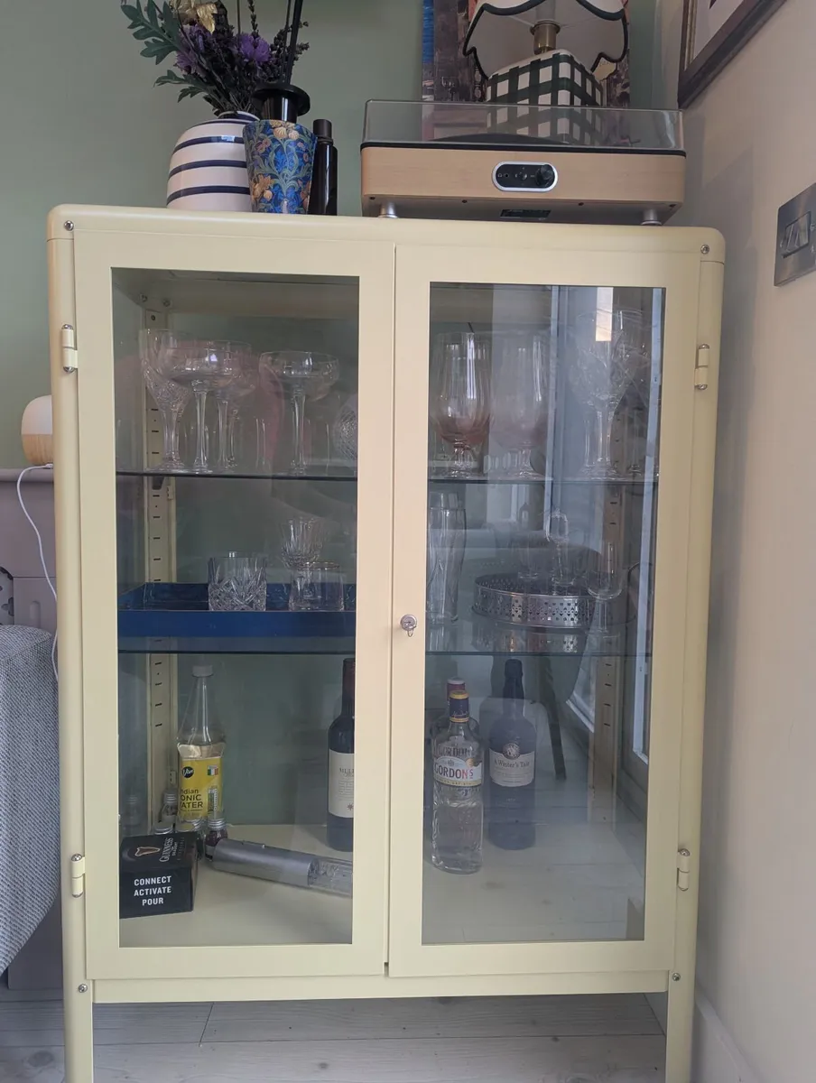 Glass cabinet - Image 2