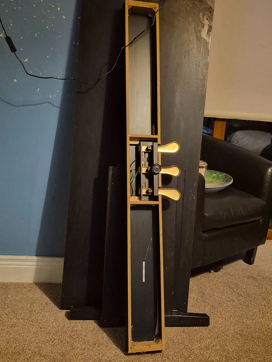Roland electric piano - Image 2