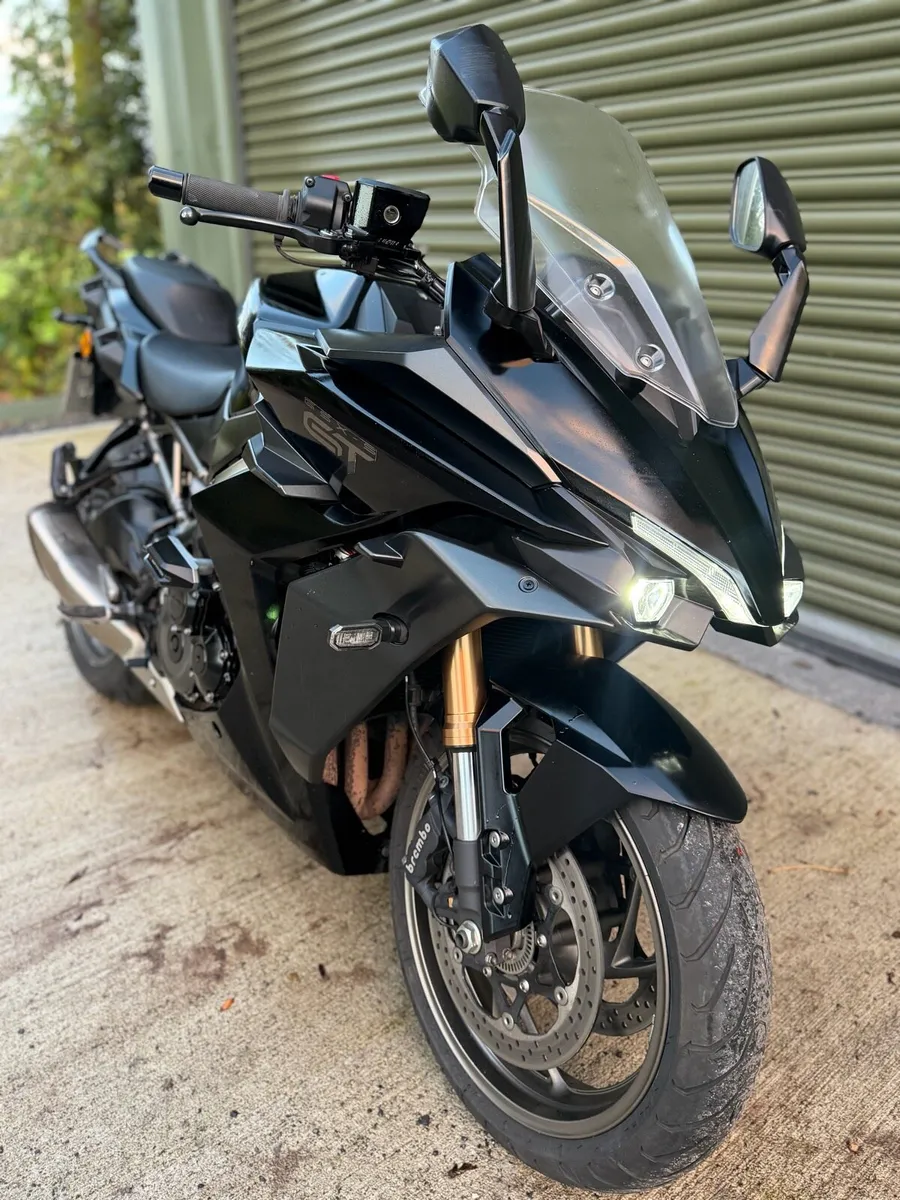 2024 Suzuki GSX-S 1000 GT - Image 2