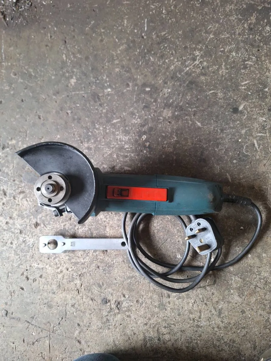 Angle grinder