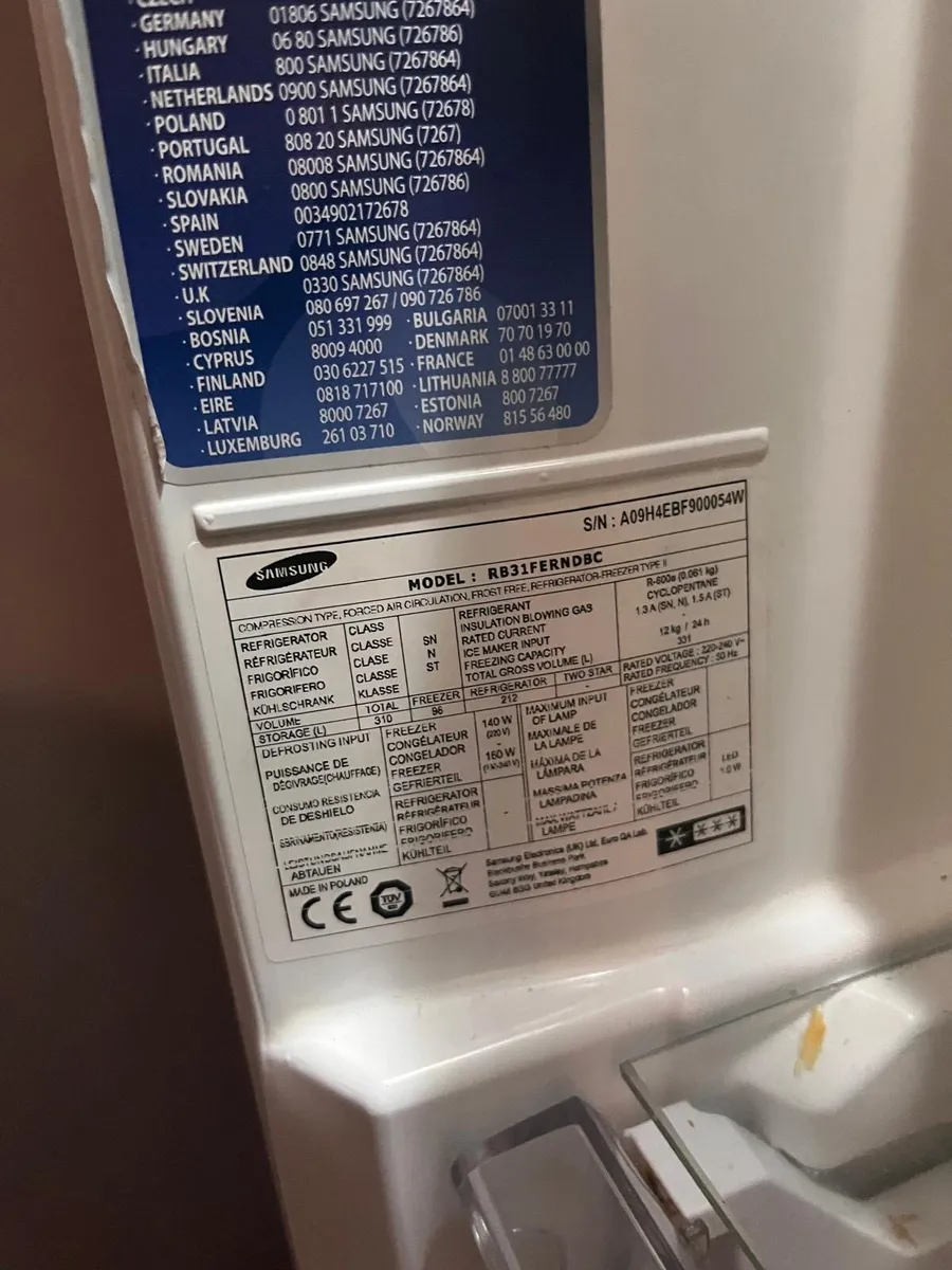 Samsung Fridge/freezer - Image 2