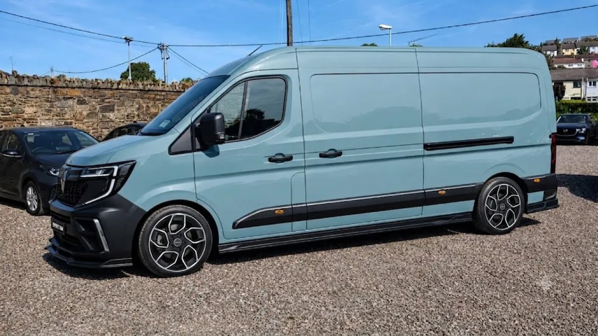 Renault Master alloy wheels - Image 3