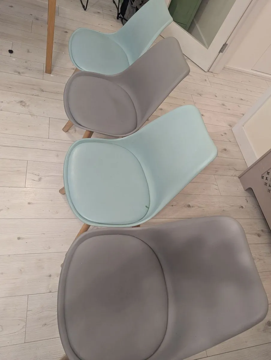 Dining chairs - Image 3
