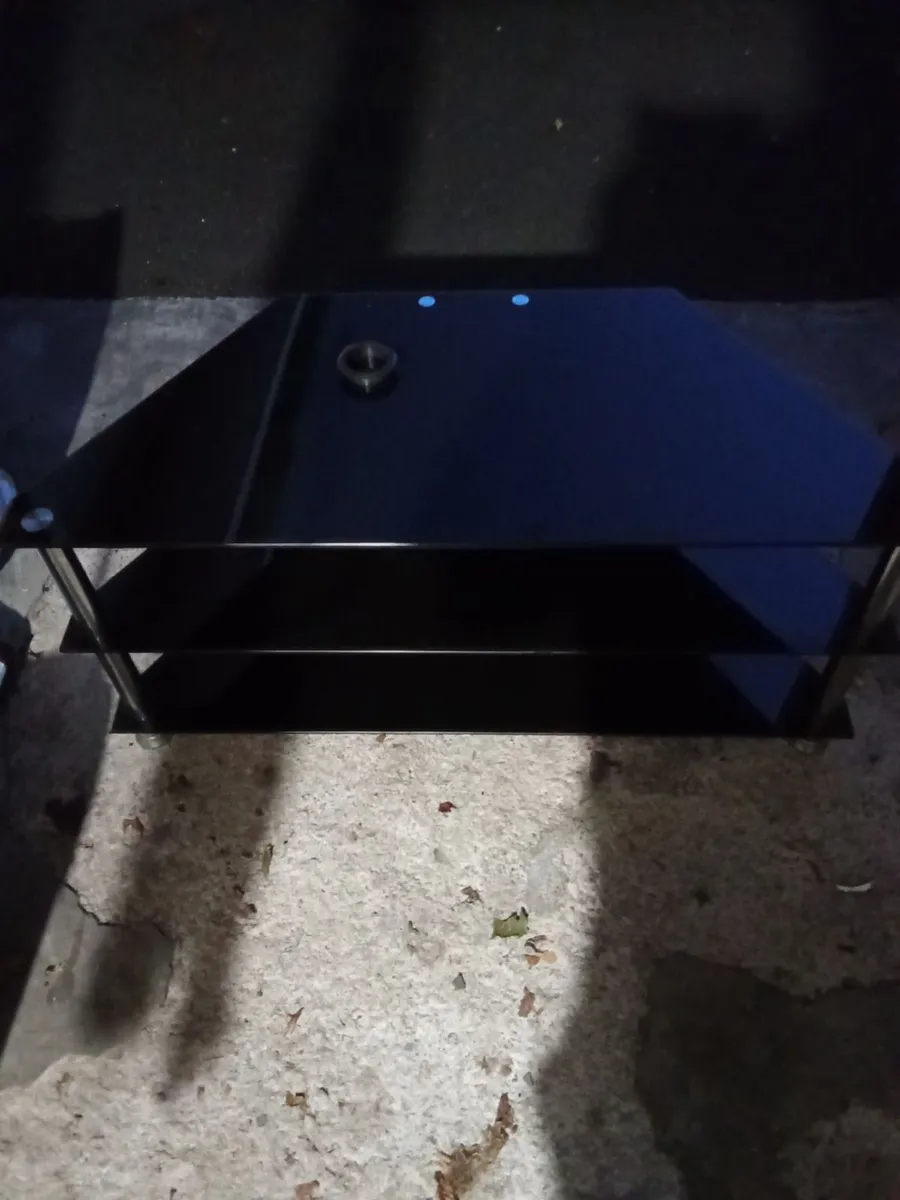 Tv unit
