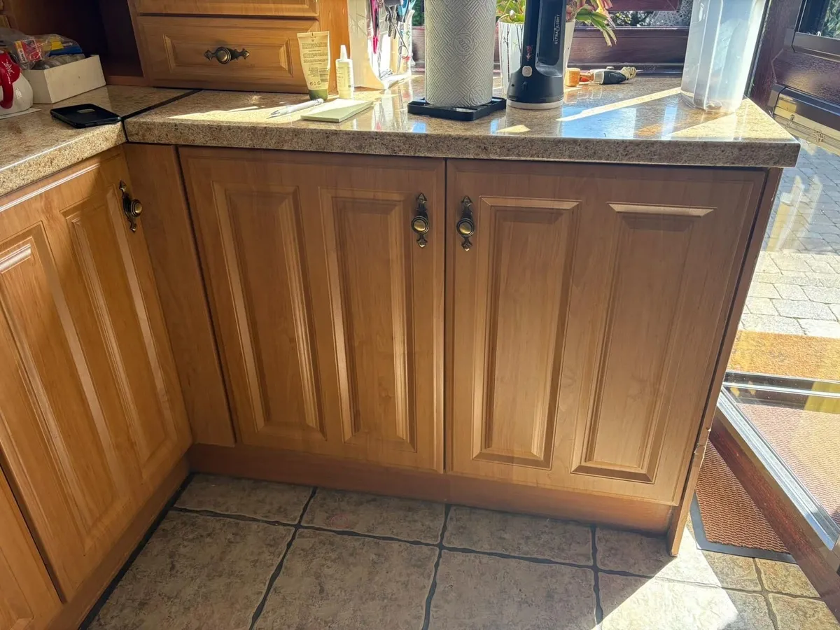 Kitchen - Image 4
