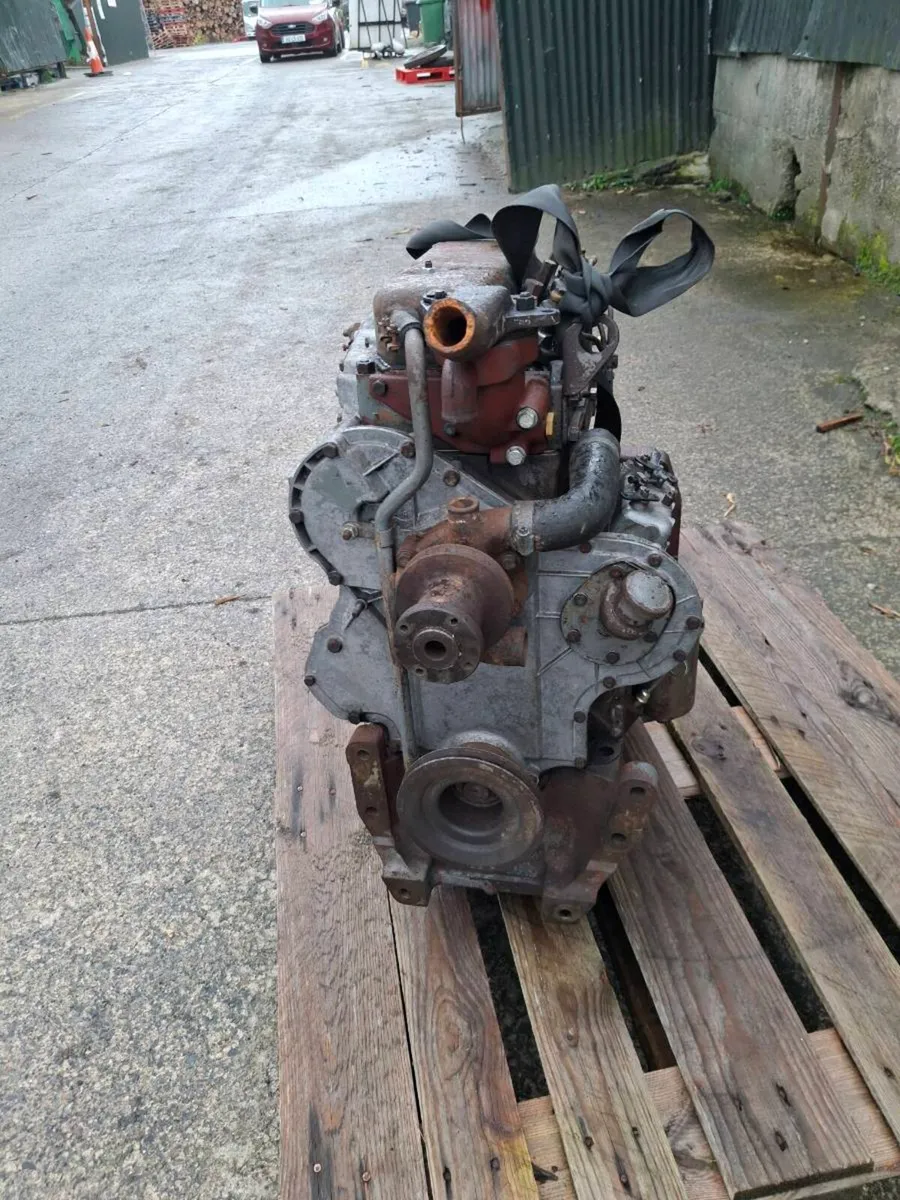 Massey ferguson 135 engine - Image 1