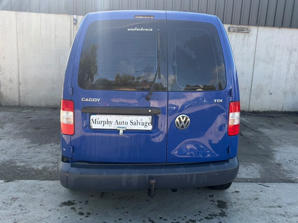 2010 VW caddy for parts - Image 3