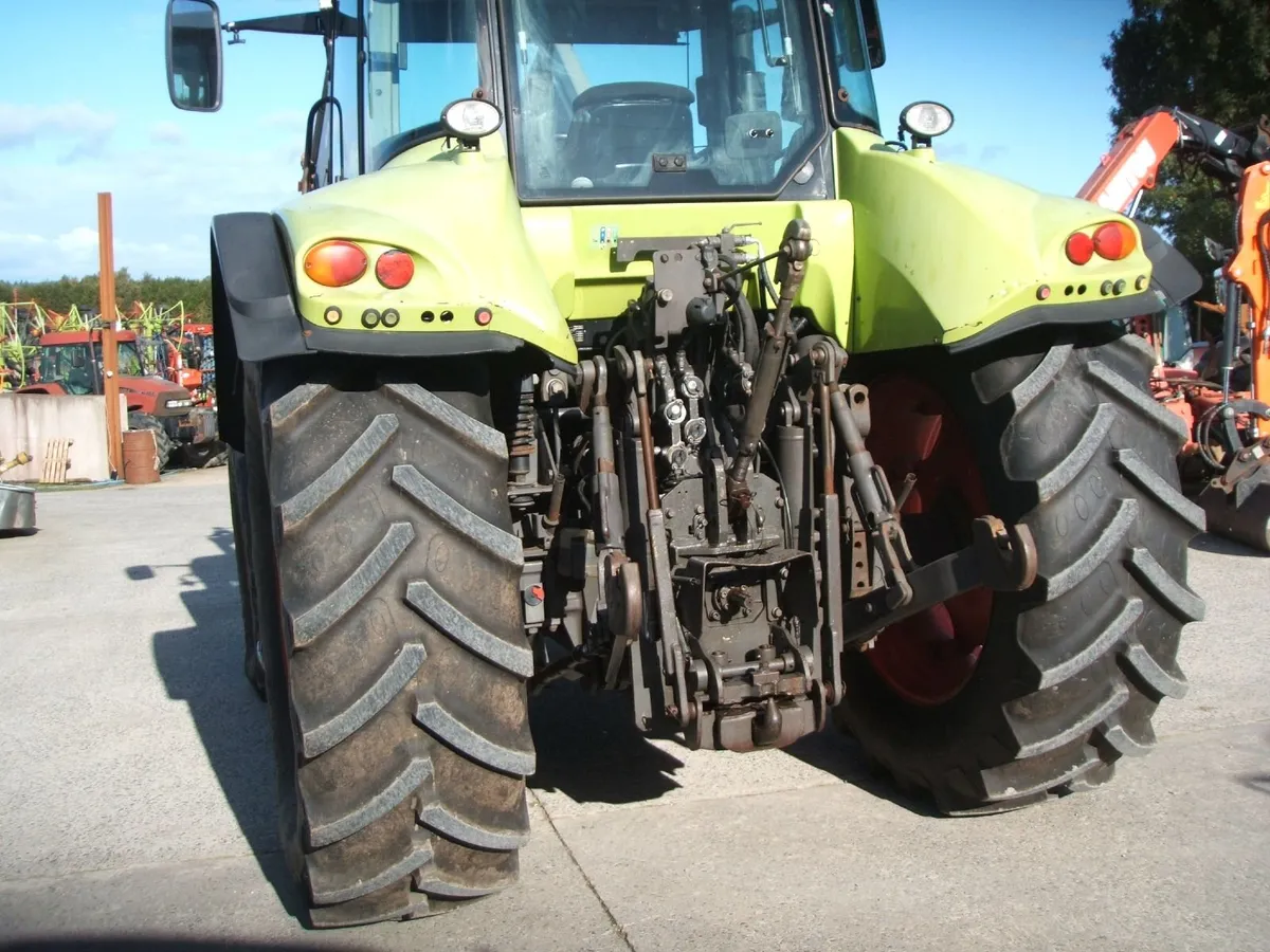 2010 Claas Arion 530 CIS with loader - Image 2