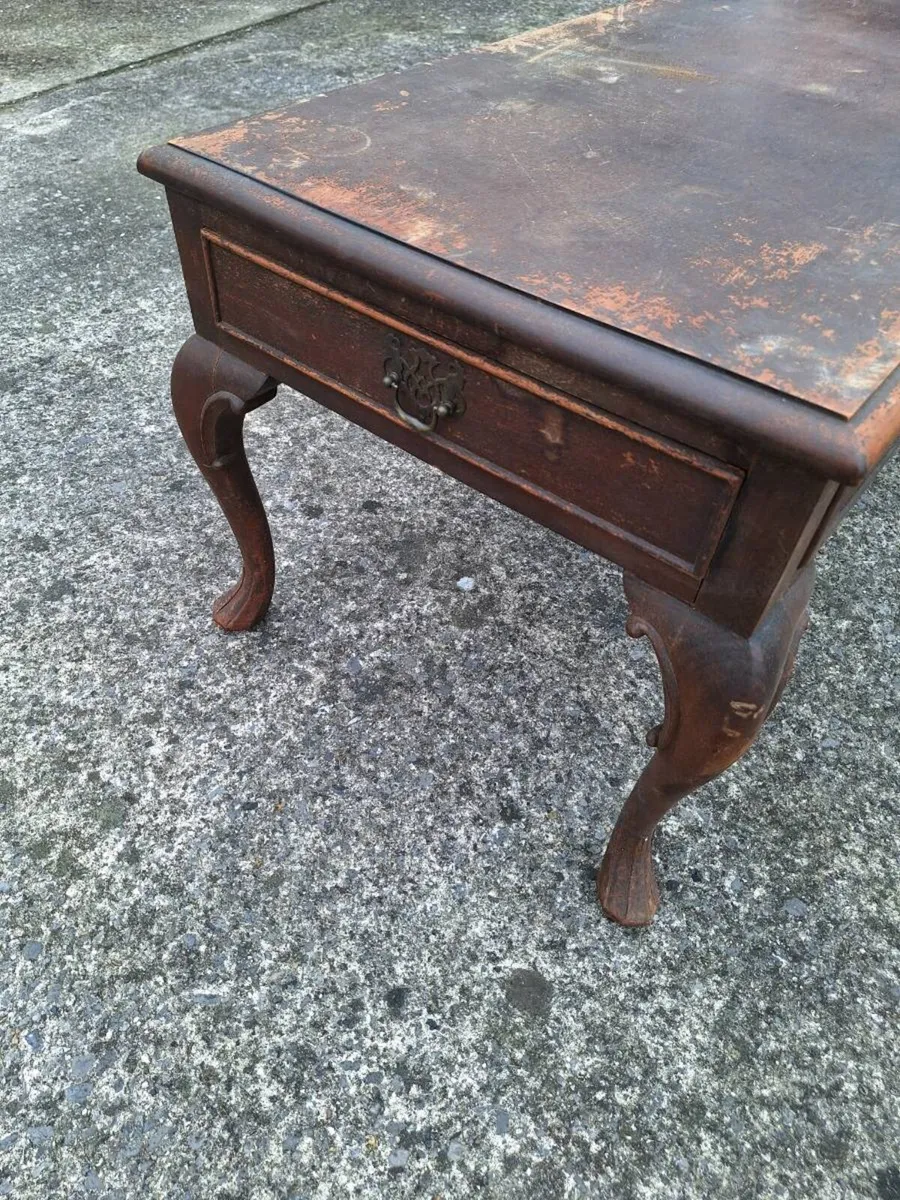 Antique wooden coffee table in need of restoration - Image 4