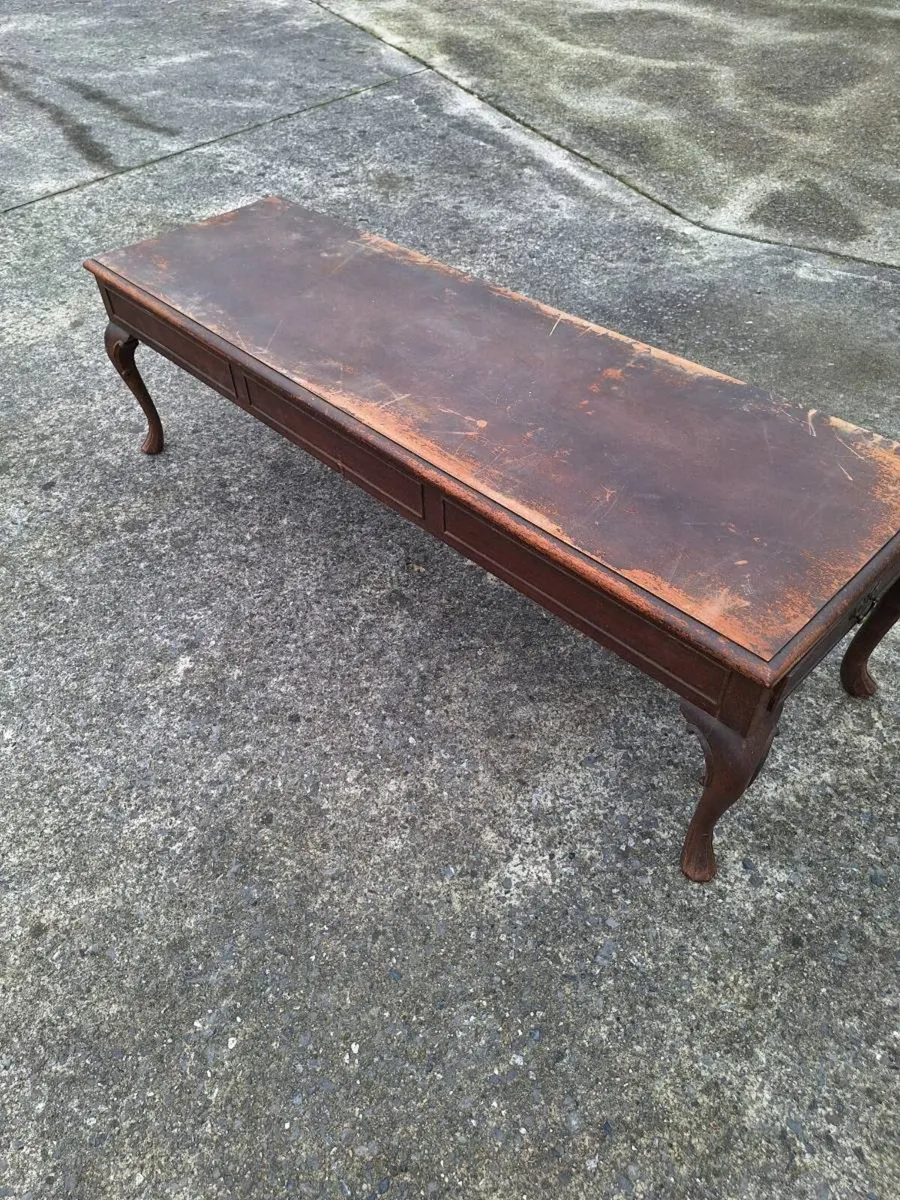 Antique wooden coffee table in need of restoration - Image 2