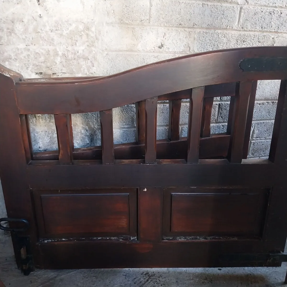 Solid wood gate