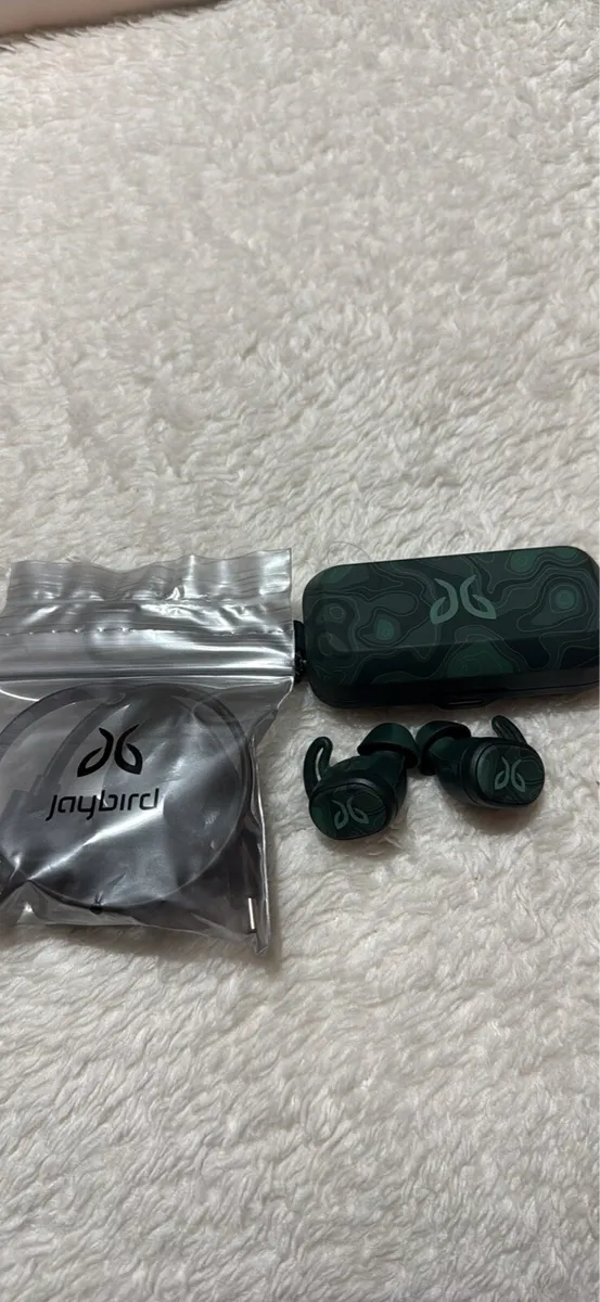 Jaybird VISTA Sport Earbuds - Planetary Green - Image 3