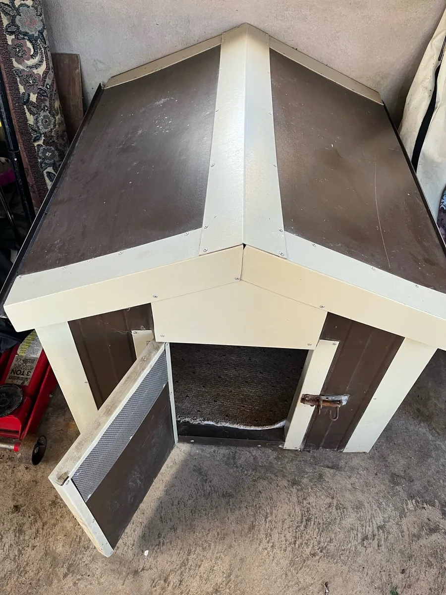 Dog Kennel - Image 1