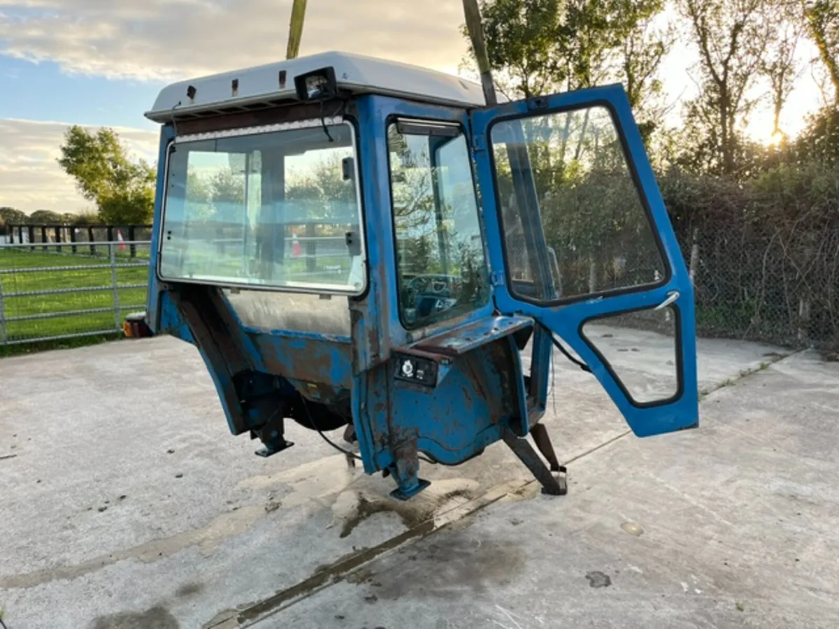 Q Cab suit Ford 4600 or 4610 etc - Image 2