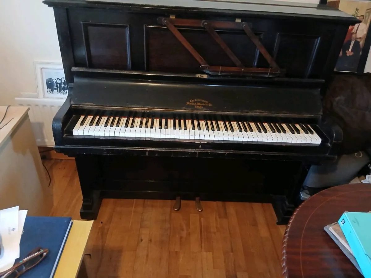 Piano - Image 1