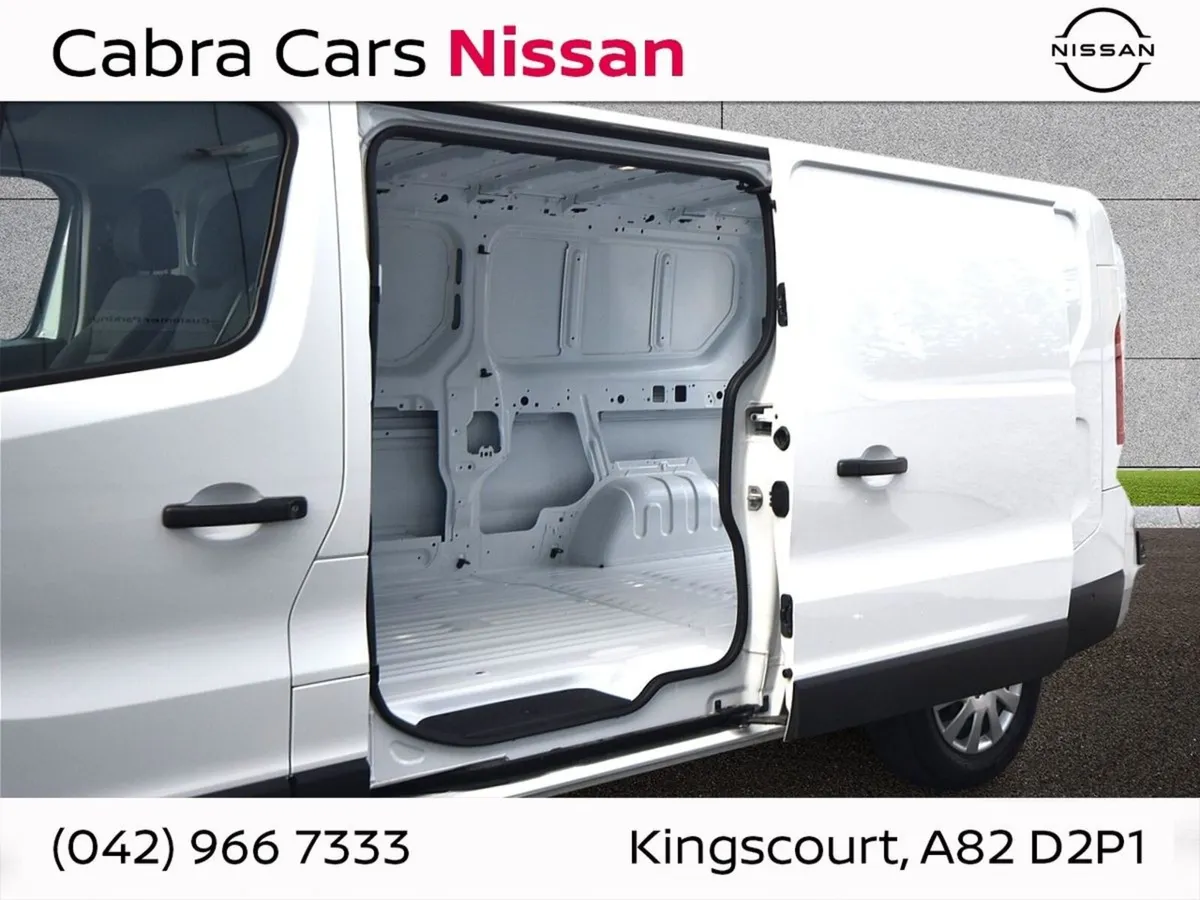 Nissan Primastar 2.0 150bhp Premium - Image 2