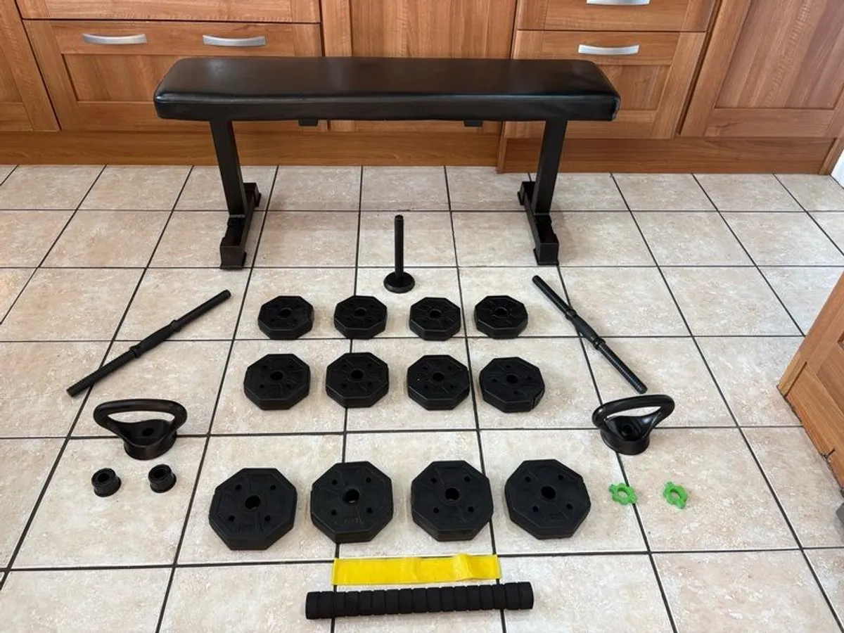 Nice Handy Gy Weights / Bench Set!! - Image 1