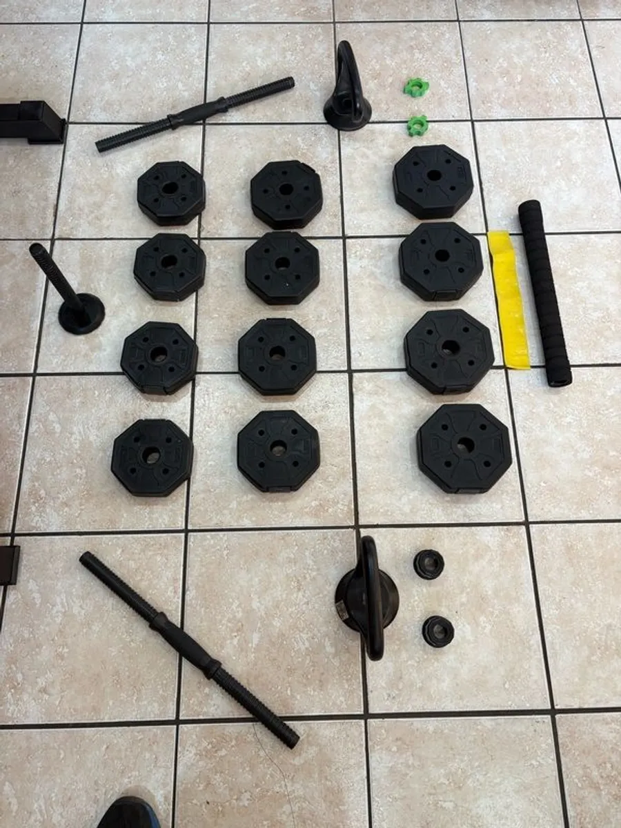 Nice Handy Gy Weights / Bench Set!! - Image 3